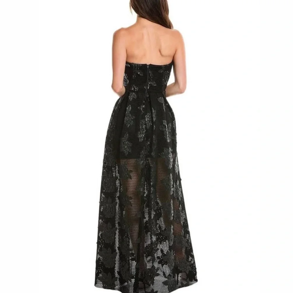 Issue New York Black Lace Pattern Long Dress NWT - Picture 2 of 9
